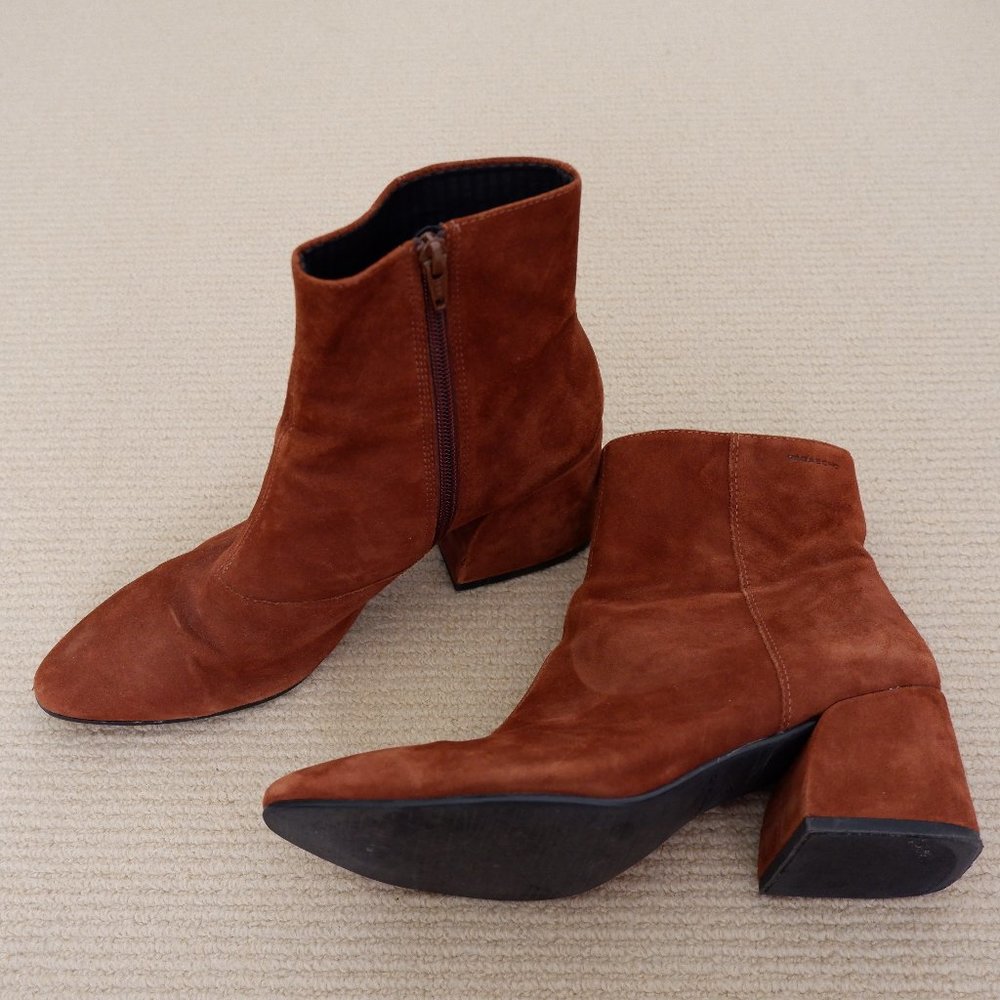 Vagabond Rust Brown Suede Boots